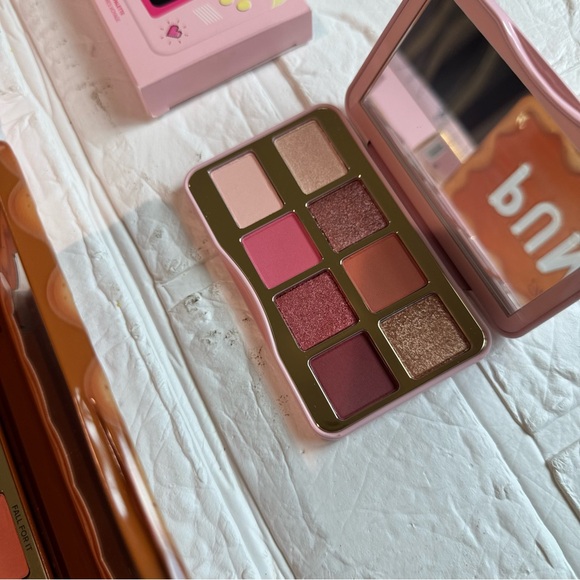 New Makeup Bundle TooFaced - Picture 6 of 9